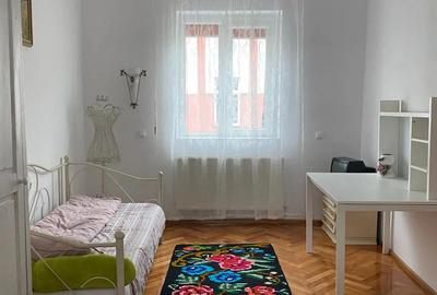 Apartament cu 2 camere decomandat în Progresul