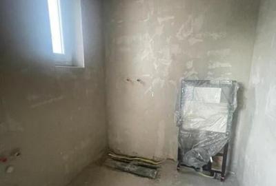 Casă cu 4 camere cu Teren 400 Mp în Central - 2