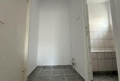 Apartament cu 2 camere semidecomandat în Vest - 8