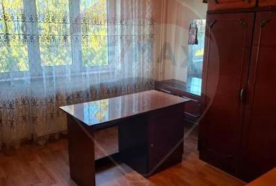 Apartament cu 3 camere decomandat în 1 Mai - 4