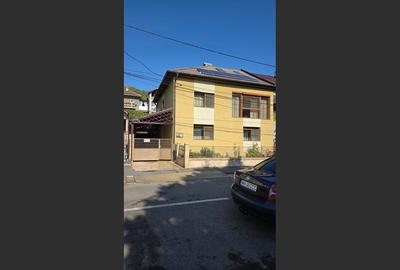 Casă Central Orsova, cu vedere la Dunăre - 2