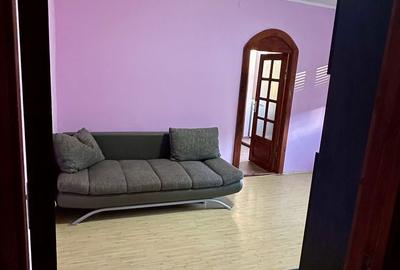Apartament cu 3 camere semidecomandat în Central - 16