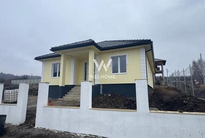 Casă individuală cu 4 camere cu Canalizare în Central - 2