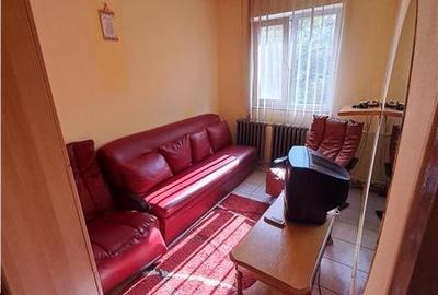 Apartament cu 3 camere decomandat în Dacia