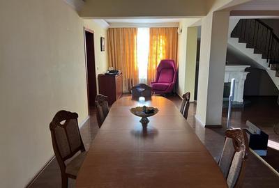 Vila grandioasa | 11 camere | P+1E+M | garaj | Brancoveanu | - 11