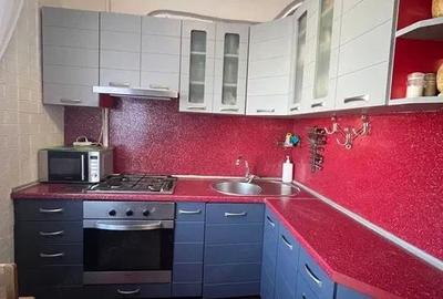 Garsonieră decomandată în 13 Septembrie - 2