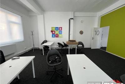 Spațiu comercial, de 130 mp, în Nord - 4