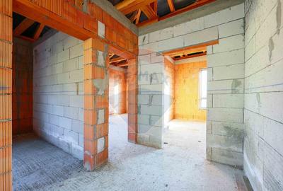 Casa de vanzare semifinisata, 4 Camere 145 mp utili,Facliei - 9