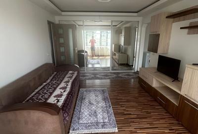 Apartament cu 3 camere semidecomandat în Mihail Kogălniceanu - 1