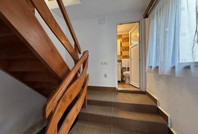 Comuna Bran, str. Pricipala, casa partial renovata, P + E, dependinte, foisor - 18