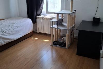Apartament cu 3 camere decomandat în Dacia - 5