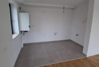 Apartament cu 3 camere decomandat în Sisești - 6