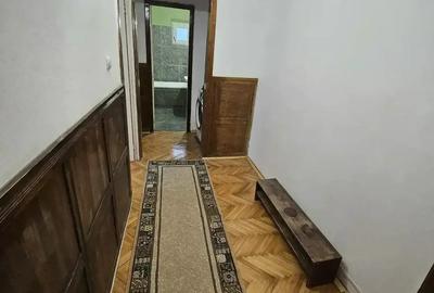 Apartament cu 3 camere decomandat de inchiriat. - 2