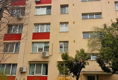 Apartament cu 3 camere decomandat în Giurgiului - 8