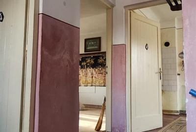 Garsoniera situata "la casa" in cartier Noua,suprafata utila 45 mp, teren 138 mp - 10