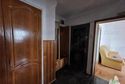 Apartament cu 5 camere decomandat în Sud - 11
