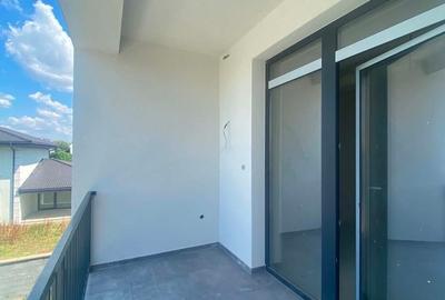 Apartament cu 3 camere decomandat în Central - 1