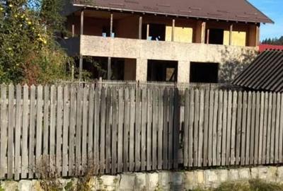 Casă cu 4 camere în Lepșa - 6