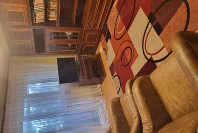 Vand apartament 3camere et 2 zona Casa de Pensii,str Bucegi - 10