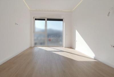 Apartament cu 5 camere decomandat în Astra - 19