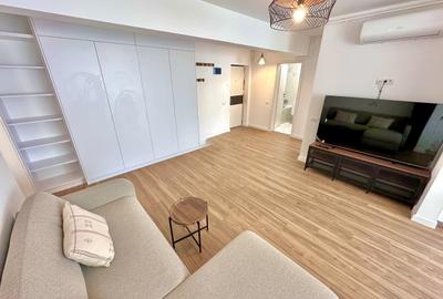 Apartament cu 3 camere semidecomandat în Berceni - 1