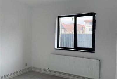 Casă cu 3 camere cu Teren 300 Mp în Est - 9