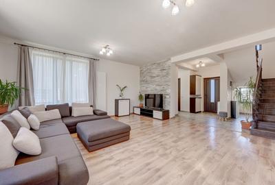 Casă individuală cu 5 camere cu Canalizare în Nord - 4