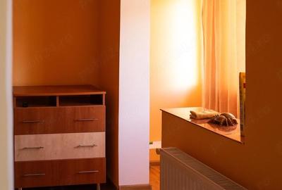 Apartament cu 3 camere semidecomandat în Central - 7