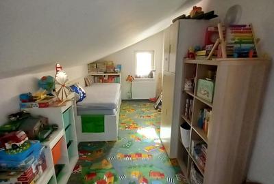 Casă cu 4 camere în Exterior Vest - 3