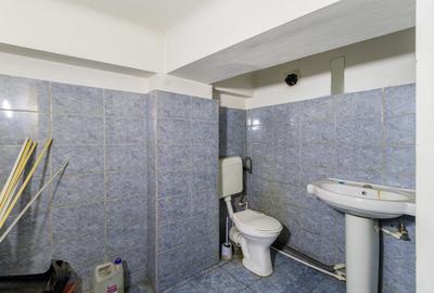 Spațiu comercial, de 18 mp, în P-ța Unirii - 5