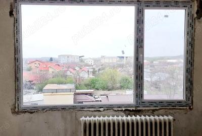 Apartament cu 4 camere decomandat în Central - 1