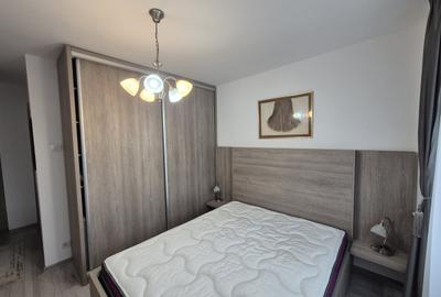 Apartament cu 3 camere semidecomandat în 1 Mai - 15
