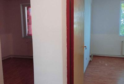 Apartament cu 2 camere decomandat în Turnu Măgurele - 4