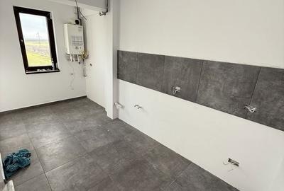 Apartament cu 2 camere în Km 4 - 2