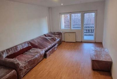 Apartament cu 3 camere decomandat în Unirii - 2