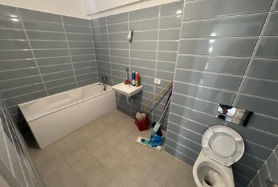 Apartament cu 3 camere decomandat în Tomis Nord - 9