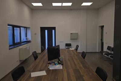 Spațiu comercial, de 113 mp, în Central - 9