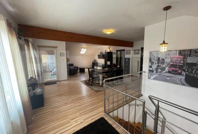 Vila deosebita cu 9 camere, 300 mp, zona Jolie Ville - 2