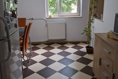 Apartament modernizat de 3 camere - locatie ultra-centrala - 7