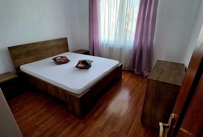 Apartament cu 3 camere decomandat în Tudor - 2