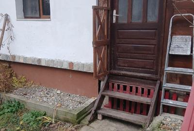 De vanzare casa +teren relati la t - 6