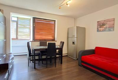 Apartament cu 2 camere în Micro 19