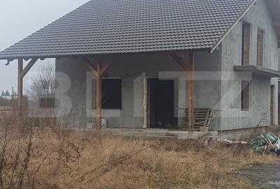 Casă individuală cu 4 camere cu Canalizare în Stupini - 3