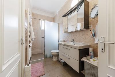 Casă individuală cu 8 camere cu Canalizare în Complex Studențesc - 20