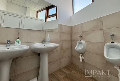 Spațiu comercial modern, zona-centrala complet amenajat pentru birouri - 10