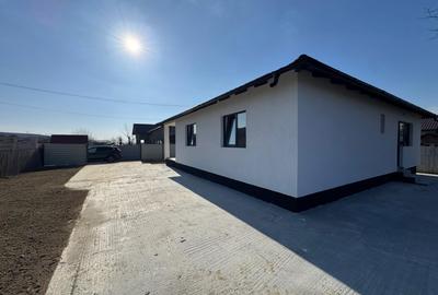 Casă cu 3 camere în Central - 2