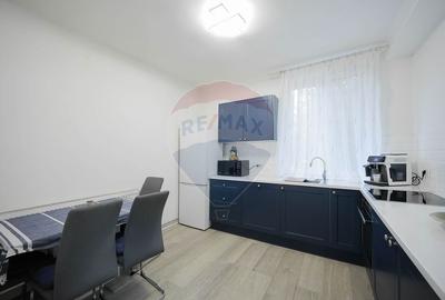 De vanzare apartament cu 2 camere, etaj 1, str. Republicii - 3