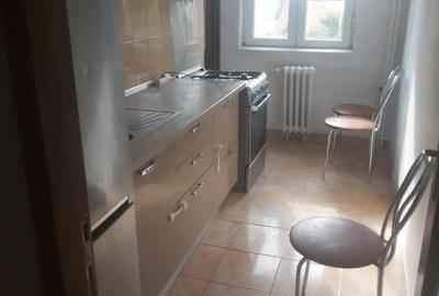 Inchiriez apartament 3 camere Vlaicu - 4