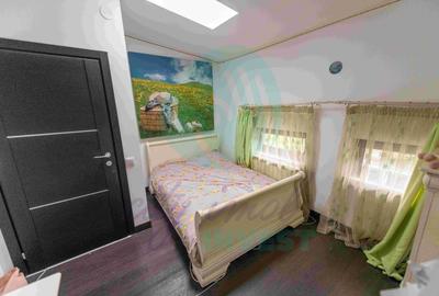 "Acasa" in Vatra Luminoasa - 9