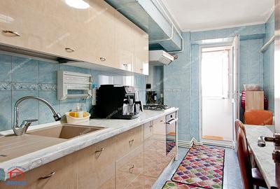 Apartament spatios, renovat, 4 camere, decomandat, etaj 4, Micro 39 - 3